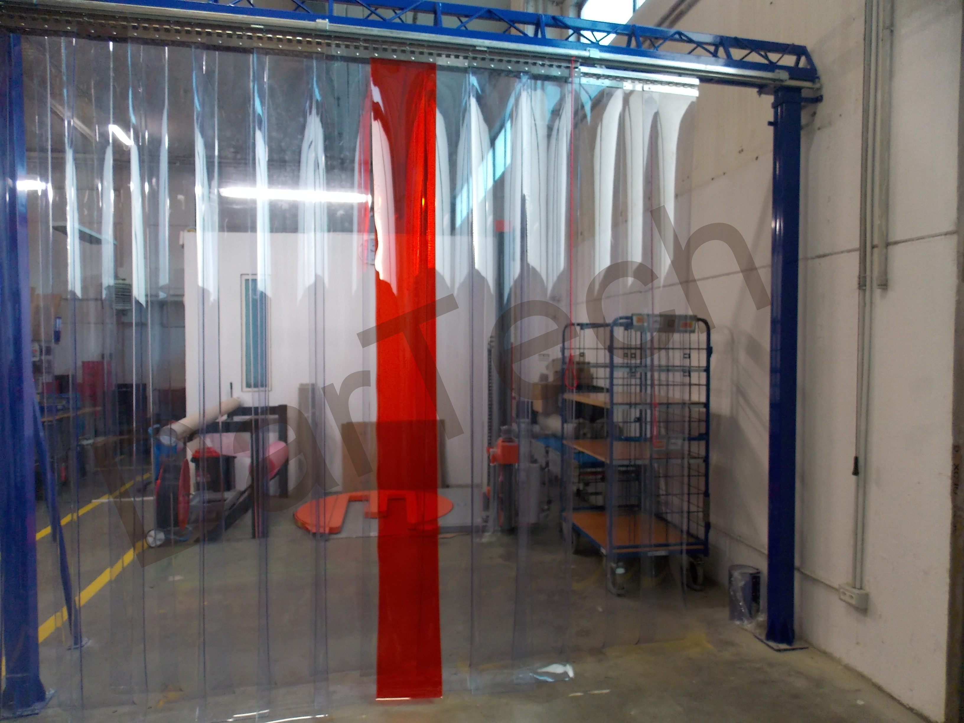 Perdele termoizolante pentru interior si exterior. Antiinghet polar, solutii rezistente.